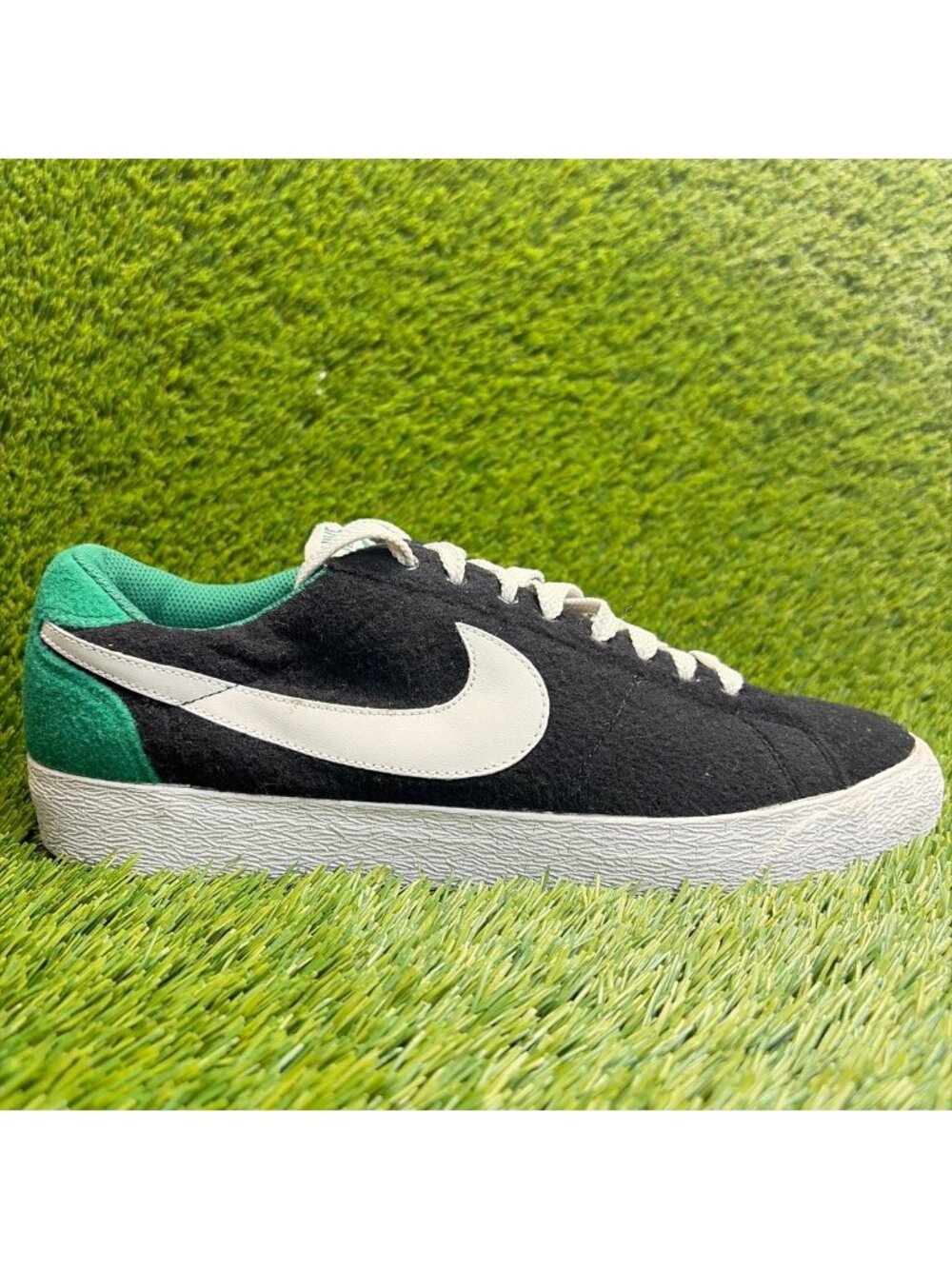 Nike Blazer Low Classic Mens Size 11.5 Black White Green Athletic Shoes Sneakers
